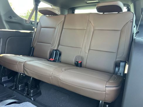 New 2026 Chevrolet Suburban High Country image 20