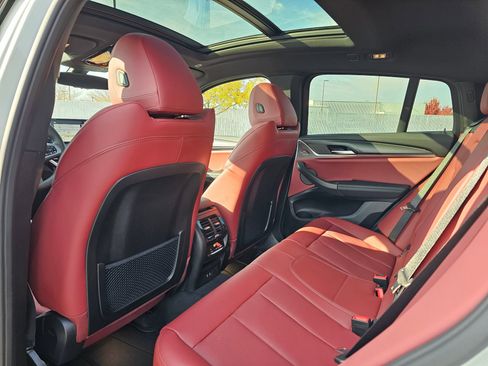 New 2025 BMW X4 xDrive30i w/ Premium Package image 12