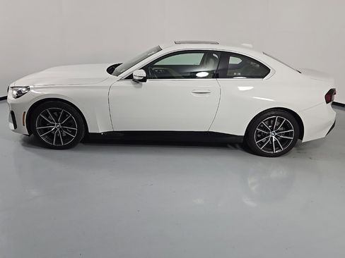 Certified 2023 BMW 230i xDrive Coupe w/ Convenience Package image 4