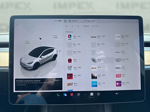 Used 2022 Tesla Model Y Performance AWD/4WD image 23