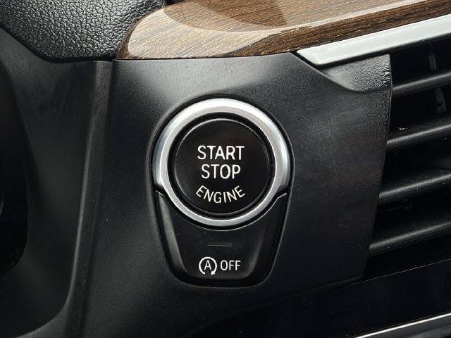 Used 2018 BMW X3 xDrive30i AWD/4WD image 18