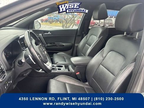 Used 2020 Kia Sportage SX image 9