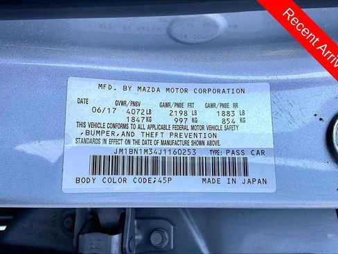 Used 2018 MAZDA MAZDA3 Grand Touring w/ Premium Equipment Package FWD image 9