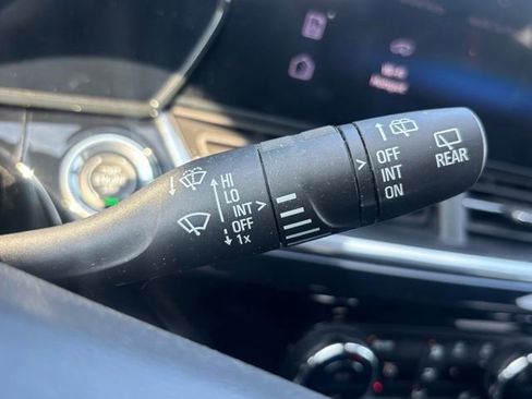 Certified 2024 Chevrolet Trax RS w/ Driver Confidence Package image 20