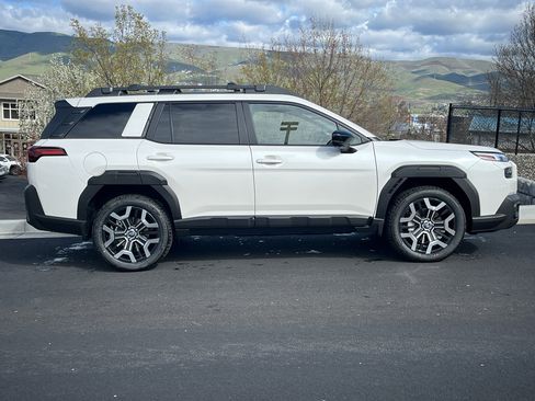 New 2026 Subaru Outback Touring XT image 2