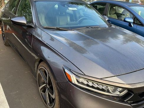 Used 2019 Honda Accord Sport image 3