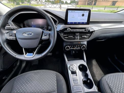 Used 2024 Ford Escape Active w/ Cold Weather Package FWD image 13