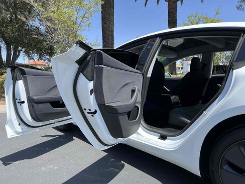 Used 2025 Tesla Model 3 Long Range image 73