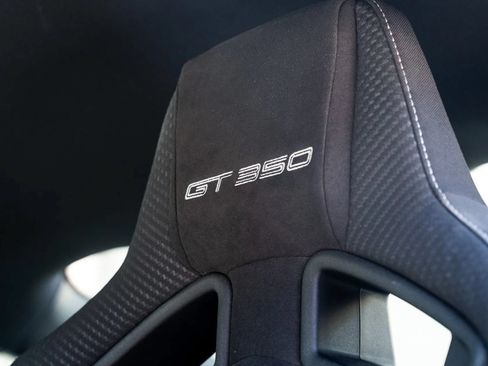 Used 2017 Ford Mustang Shelby GT350 w/ Electronics Package RWD image 27