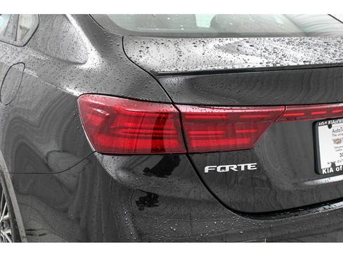 Used 2024 Kia Forte GT-Line w/ GT-Line Premium Package image 23