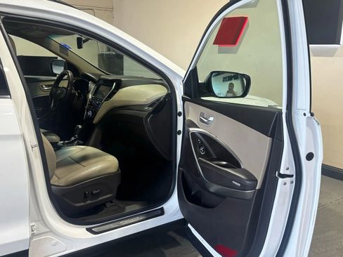 Used 2017 Hyundai Santa Fe Sport w/ 2.4L Tech Package 04 image 16