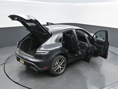 New 2025 Porsche Macan image 47