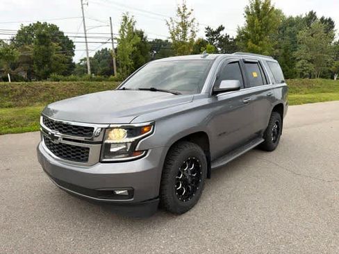 Used 2018 Chevrolet Tahoe LT w/ Luxury Package AWD/4WD image 1