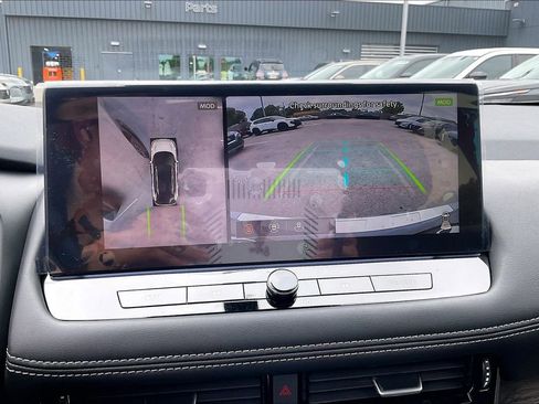 Used 2025 Nissan Rogue Platinum AWD/4WD image 31