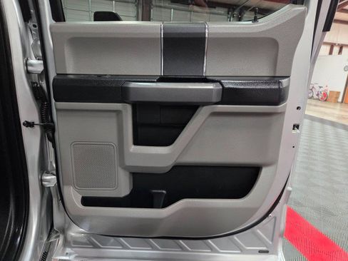 Used 2017 Ford F250 XLT w/ XLT Value Package image 36