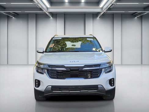 Certified 2024 Kia Seltos SX AWD/4WD image 2