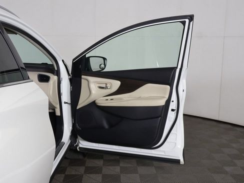 Used 2020 Nissan Murano Platinum AWD/4WD image 24