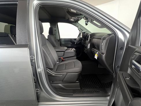 Certified 2025 Chevrolet Silverado 2500 Custom w/ Custom Value Package image 6