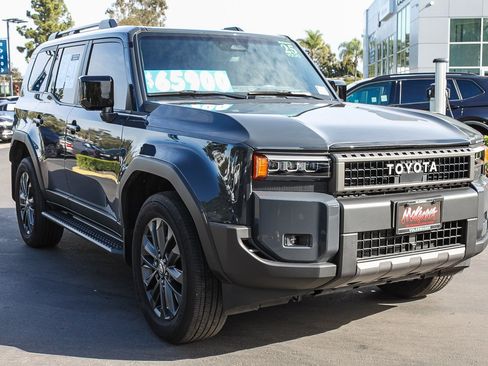 Used 2025 Toyota Land Cruiser image 3