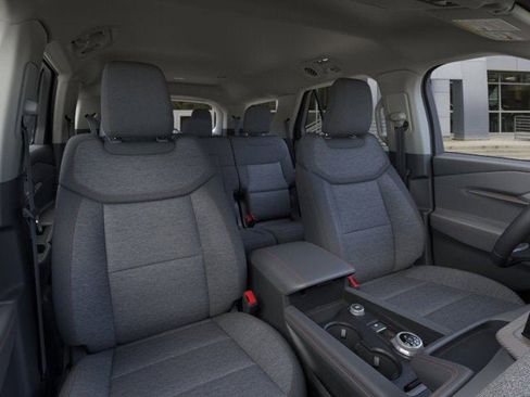 New 2025 Ford Explorer Active image 10