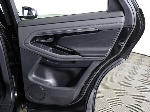 Used 2020 Land Rover Range Rover Evoque SE image 29