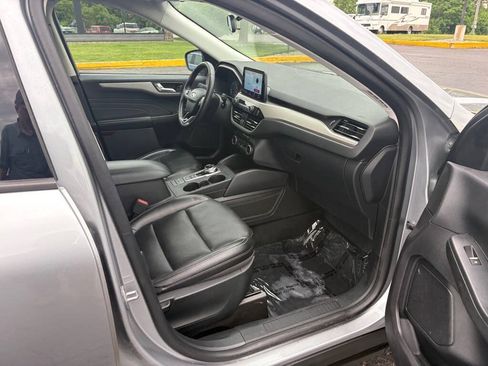Used 2022 Ford Escape SEL AWD/4WD image 13