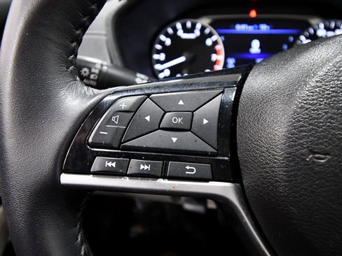 Used 2021 Nissan Altima 2.5 SV w/ SV Premium Package image 20