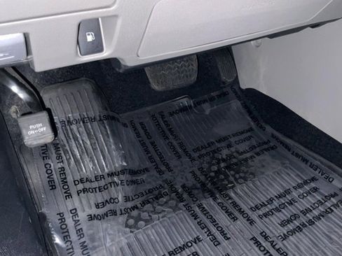 Used 2019 Toyota Highlander Limited Platinum image 38