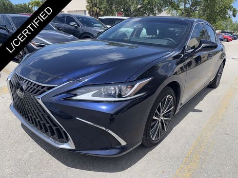 Used 2025 Lexus ES 350 w/ Premium Package image 2