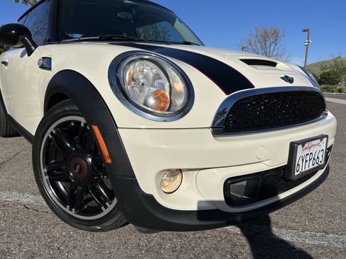 Used 2013 MINI Cooper S image 28