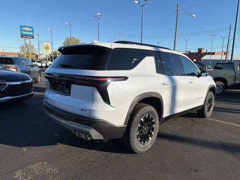 New 2026 Chevrolet Traverse Z71 w/ Enhanced Driving Package image 7