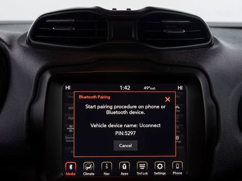 Used 2023 Jeep Renegade Trailhawk image 30