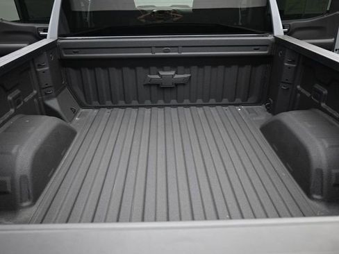 Used 2025 Chevrolet Silverado 1500 Custom Trail Boss w/ Turbomax Blackout Package AWD/4WD image 27