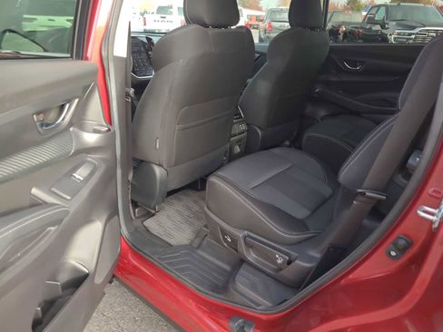 Used 2024 Subaru Ascent Premium w/ Convenience Package image 20