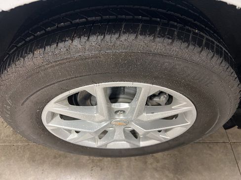 Certified 2023 Chevrolet Equinox LT image 21