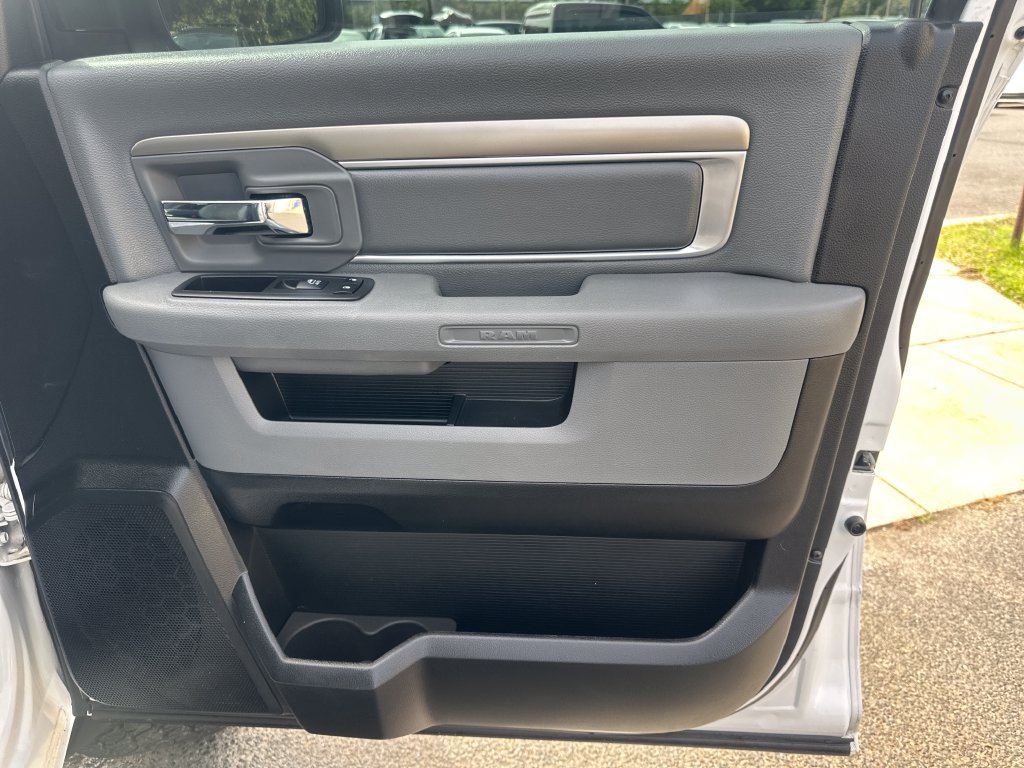 Used 2019 RAM 1500 Warlock AWD/4WD image 18