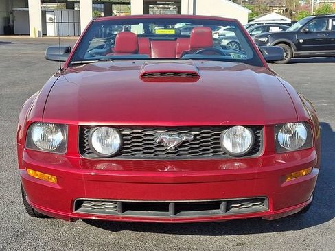 Used 2007 Ford Mustang GT Premium RWD image 4