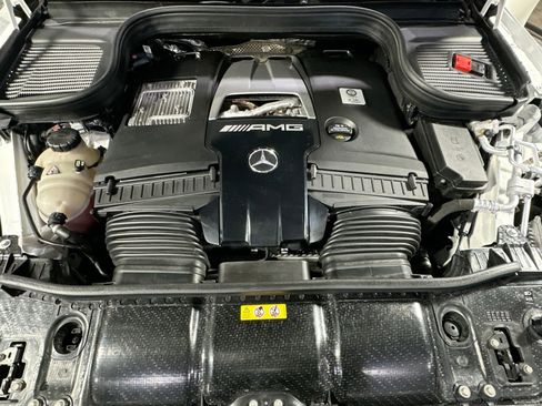 Used 2023 Mercedes-Benz GLS 63 AMG 4MATIC image 43