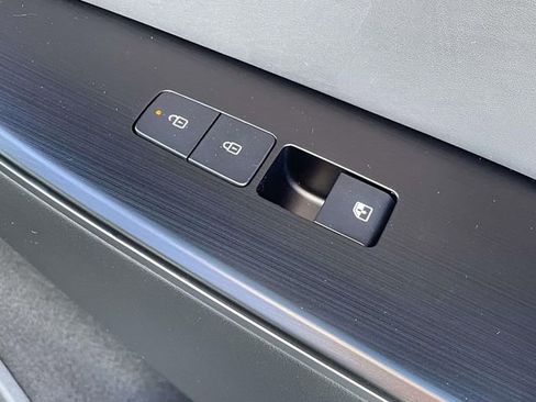 New 2025 Kia EV6 Wind image 13