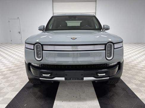 Used 2024 Rivian R1T Adventure AWD/4WD image 8