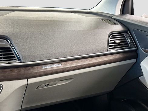 Certified 2024 Audi Q5 2.0T Premium image 19