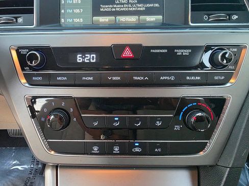 Used 2017 Hyundai Sonata SE FWD image 27