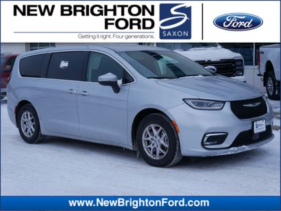 Used 2023 Chrysler Pacifica Touring-L