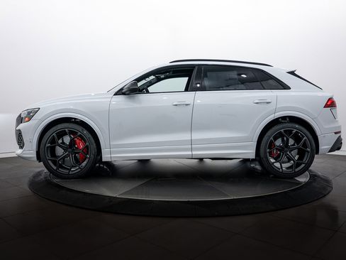 New 2026 Audi RS Q8 performance image 7