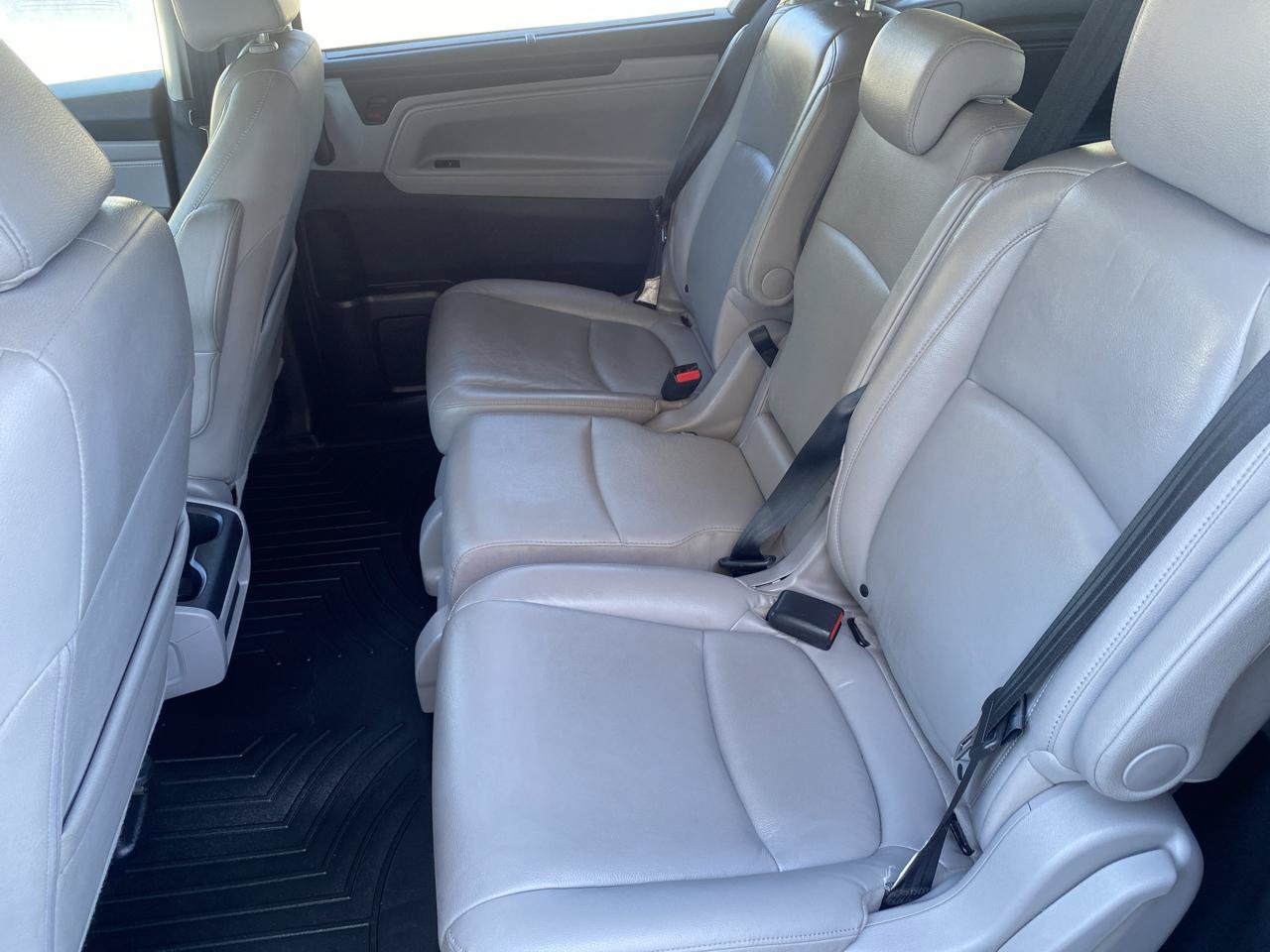Used 2018 Honda Odyssey EX-L image 12