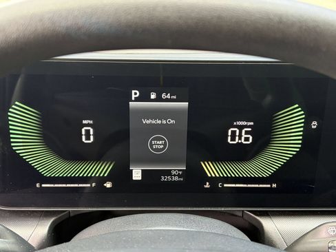 Used 2025 Kia K4 FWD image 38