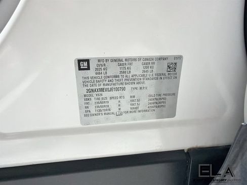 Used 2018 Chevrolet Equinox Premier FWD image 35