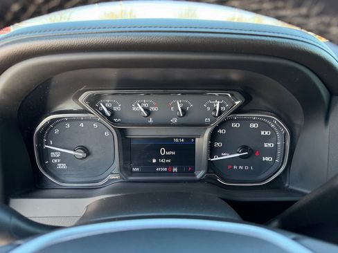 Used 2022 GMC Sierra 1500 Elevation w/ LPO, Elevation Black Package image 11