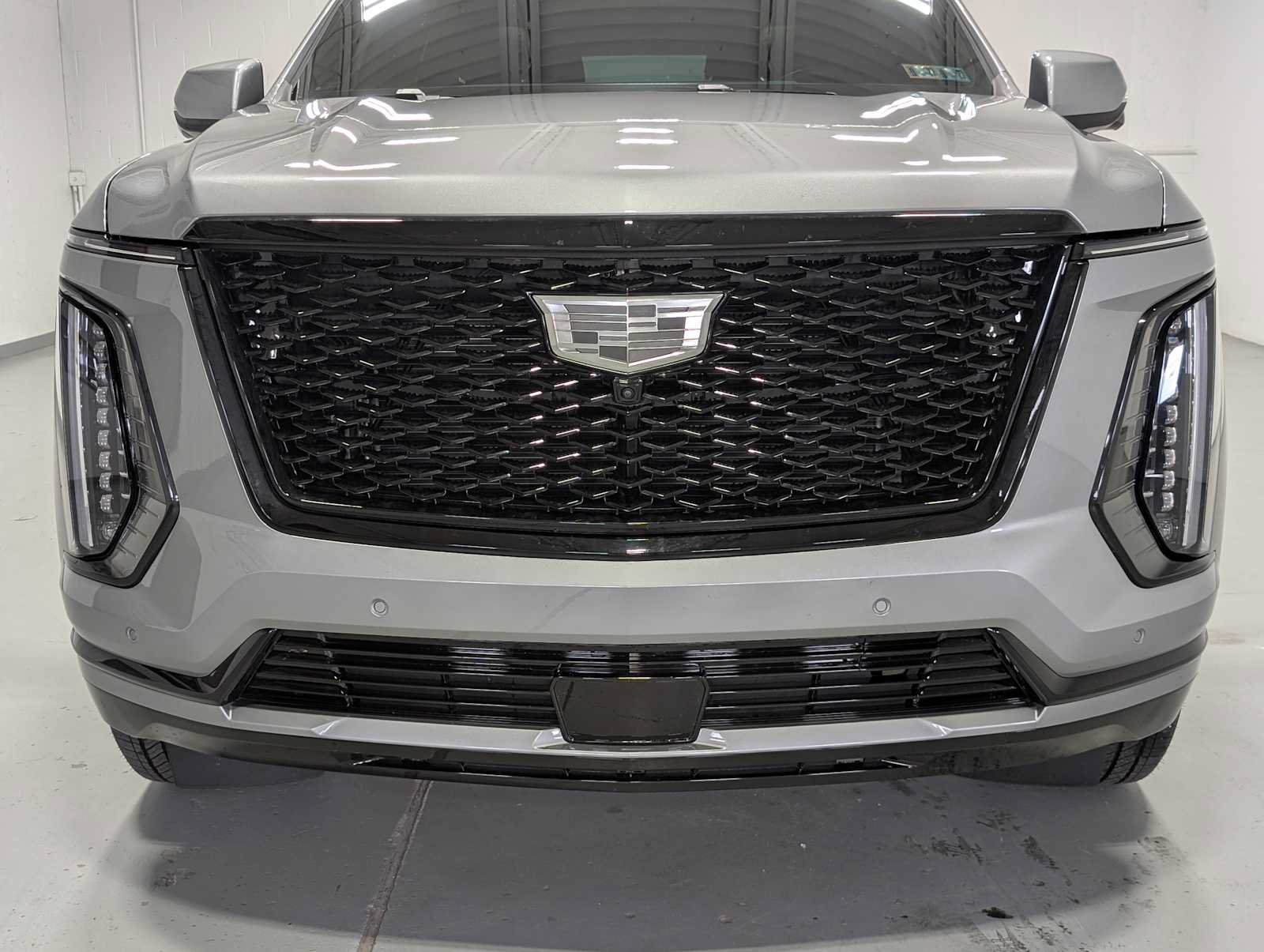 Used 2026 Cadillac Escalade Sport w/ LPO, ONYX Package AWD/4WD image 2