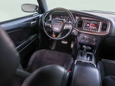 Used 2019 Dodge Charger R/T w/ Plus Group RWD image 28